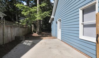 1012 New Dover Rd, Apex, NC 27502