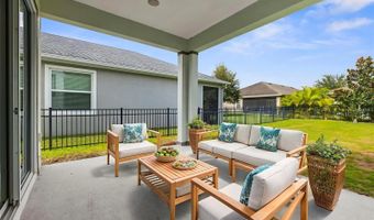 6909 OLD BENTON Dr, Apollo Beach, FL 33572
