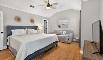 4044 Mindanao St, Bay St. Louis, MS 39520