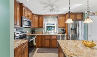 34 Crestwood Ln, Charlestown, RI 02813
