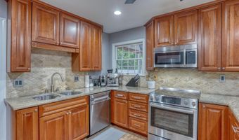 209 CAROLINE Pl N, Dover, DE 19904
