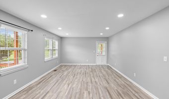 11134 London Ln, Apison, TN 37302