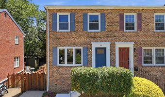19 E MYRTLE St A, Alexandria, VA 22301