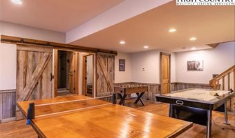 407 Signature Ridge Rd, Banner Elk, NC 28604
