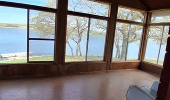 72 Lakeview Cir, Alma, KS 66401