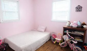 230 Madison St, Abingdon, VA 24210