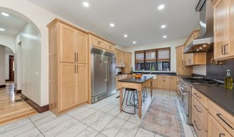 105 E 4th St, Augusta, KY 41002