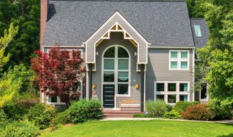2529 Thornapple Dr, Ann Arbor, MI 48103