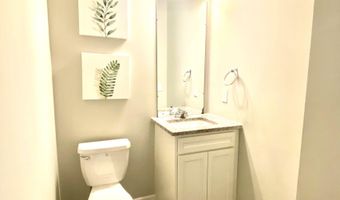 2835 Dillon Dr, Ann Arbor, MI 48105