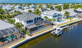 713 ISLEBAY Dr, Apollo Beach, FL 33572
