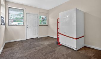 4615 ROUNDHILL Rd, Alexandria, VA 22310