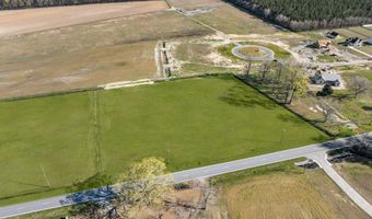 2307 Nc 102 E, Ayden, NC 28513