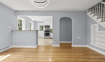 157 Moody St, Bristol, CT 06010