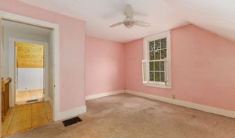 26 Park St, Charlestown, NH 03603