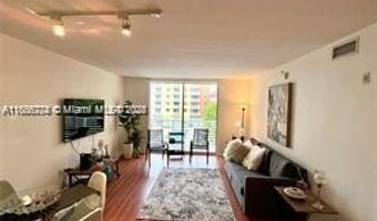 2775 NE 187th St 319, Aventura, FL 33180