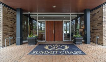 1000 Urlin Ave 209, Columbus, OH 43212