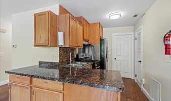 12 Stonehill Dr 1, Alloway, NJ 07462
