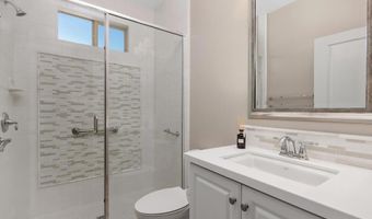 7945 Lusardi Creek Ln, San Diego, CA 92127