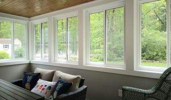 40 Lindahl Rd, Bedford, NH 03110
