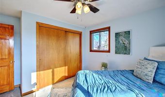 25 Sprague Ave, Lincoln, RI 02865