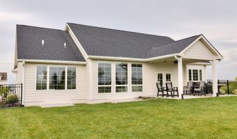 6111 NE Briarwood Dr, Ankeny, IA 50021