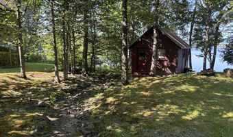 4 N Shore Rd, Abbot, ME 04406