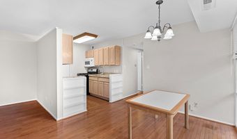 4227 AMERICANA Dr 102, Annandale, VA 22003