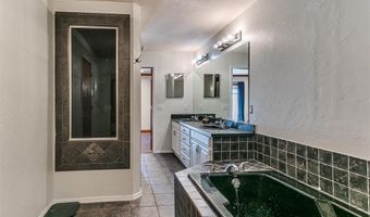 7610 NW 36th St, Bethany, OK 73008
