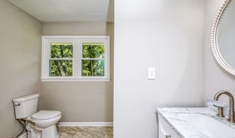 19427 Mercedes Dr, Abingdon, VA 24210