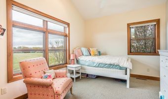 505 N Pasque Flower Trl, Brandon, SD 57005