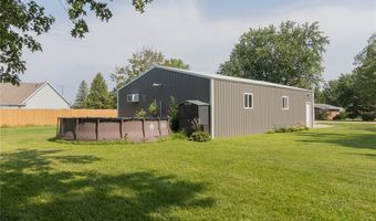 805 31st Ave, Middle Amana, IA 52203