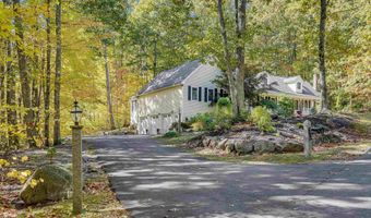 10 Barrington Dr, Bedford, NH 03110