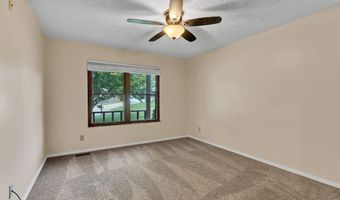 3305 Colonial Ct, Augusta, KS 67010