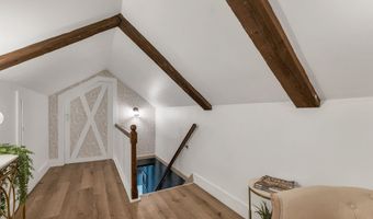 64 N Amherst Rd, Bedford, NH 03110