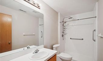 14208 Heritage Ln, Apple Valley, MN 55124