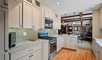 188 Jackson St, Amherst, OH 44001