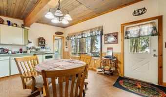 24 Pats Ln, Cascade, ID 83611