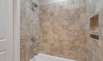 2317 S QUEEN St, Arlington, VA 22202