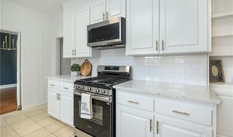 2913 HILL St, Alexandria, LA 71301