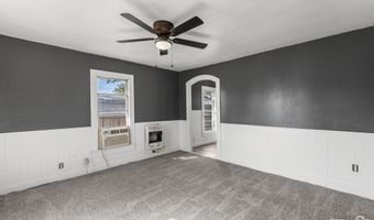 213 W COTTONWOOD St, Archer City, TX 76351