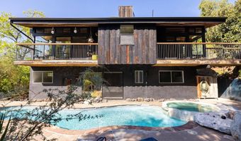 9364 Edgewood Dr, La Mesa, CA 91941