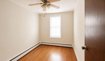 74 James St, Amsterdam, NY 12010