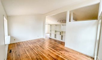 1112 W Lake Dr, Athens, GA 30606