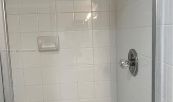 20335 W Country Club Dr 1602, Aventura, FL 33180
