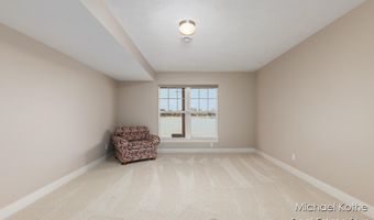 7443 Watermark Dr 32, Allendale, MI 49401