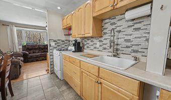 33 Mill Creek Rd, Bayville, NJ 08721