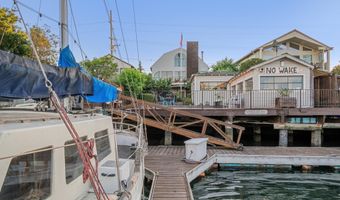 3127 MARINA Dr, Alameda, CA 94501