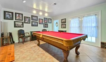 1617 Rose Dr, Alice, TX 78332