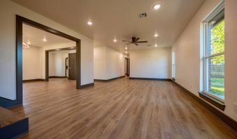 1533 Red Bud Ln, McAlester, OK 74501