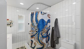 1155 2ND St NE, Bandon, OR 97411